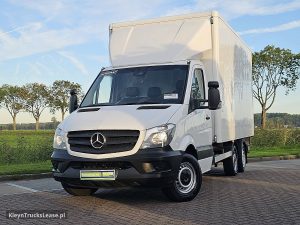 Przód pojazdu — Mercedes-Benz SPRINTER 316 BE Combi Automaat z 2018 roku