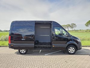 Drzwi boczne przestrzeni ładunkowej — Mercedes-Benz SPRINTER 317 L2H2 LED Mbux10 Navi z 2024 roku