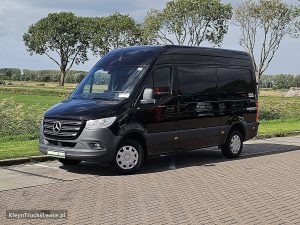 Strona kierowcy z przodu — Mercedes-Benz SPRINTER 317 L2H2 Navi Mbux AC z 2023 roku