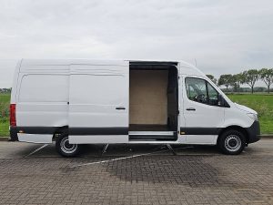 Drzwi boczne przestrzeni ładunkowej — Mercedes-Benz SPRINTER 317 L3H2 Automaat MBUX10 z 2024 roku
