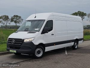 Strona kierowcy z przodu — Mercedes-Benz SPRINTER 317 L3H2 Automaat MBUX10 z 2024 roku