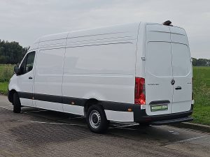 Strona kierowcy z tyłu — Mercedes-Benz SPRINTER 317 L3H2 Automaat MBUX10 z 2024 roku