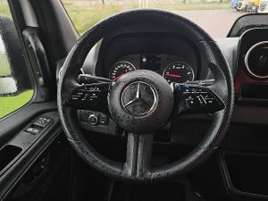 Wyposażenie specjalne wnętrza, ujęcie 3 — Mercedes-Benz SPRINTER 317 L3H2 Maxi LED Mbux10 z 2024 roku