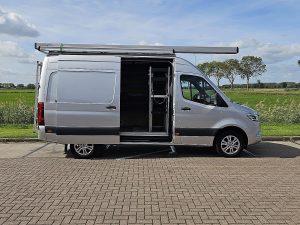 Drzwi boczne przestrzeni ładunkowej — Mercedes-Benz SPRINTER 319 L2H2 V6 3.5T-AHG LED z 2020 roku