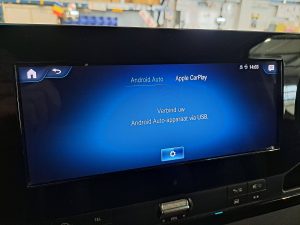 Ekran z Apple CarPlay — Mercedes-Benz SPRINTER 319 L2H2 V6 3.5T-AHG LED z 2020 roku