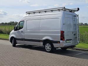 Strona kierowcy z tyłu — Mercedes-Benz SPRINTER 319 L2H2 V6 3.5T-AHG LED z 2020 roku