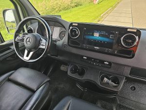 Deska rozdzielcza i stanowisko kierowcy — Mercedes-Benz SPRINTER 319 L2H2 V6 3.5T-AHG LED z 2020 roku