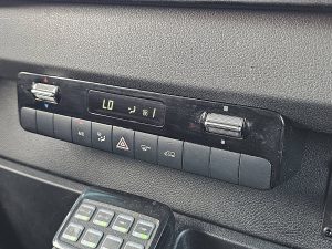 Wyposażenie specjalne wnętrza, ujęcie 2 — Mercedes-Benz SPRINTER 319 L3H2 V6 3.0Ltr Maxi! z 2019 roku