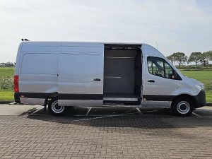 Drzwi boczne przestrzeni ładunkowej — Mercedes-Benz SPRINTER 319 L3H2 V6 3.0Ltr Maxi! z 2019 roku