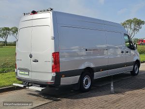 Strona pasażera z tyłu — Mercedes-Benz SPRINTER 319 L3H2 V6 3.0Ltr Maxi! z 2019 roku