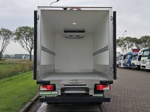 Przestrzeń ładunkowa — Mercedes-Benz SPRINTER 516 CDI 37 DL FRIGO z 2021 roku