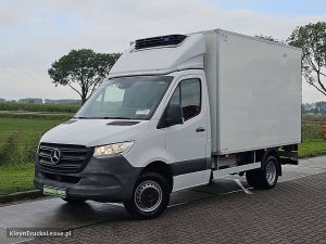 Strona kierowcy z przodu — Mercedes-Benz SPRINTER 516 CDI 37 DL FRIGO z 2021 roku