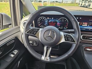 Wyposażenie specjalne wnętrza, ujęcie 2 — Mercedes-Benz V-KLASSE 250 CDI Full 7-persoons EUR6 z 2025 roku