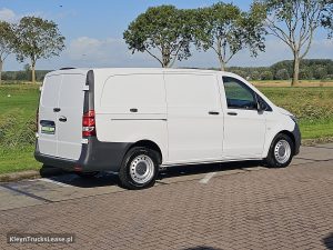 Strona pasażera z tyłu — Mercedes-Benz VITO 110 L2 LED Euro6 Carplay z 2021 roku