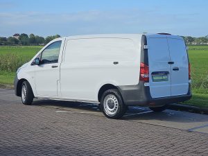 Strona kierowcy z tyłu — Mercedes-Benz VITO 110 L2 LED Euro6 Carplay z 2021 roku