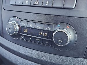 Wyposażenie specjalne wnętrza, ujęcie 2 — Mercedes-Benz VITO 114 ac automaat EURO6 z 2018 roku