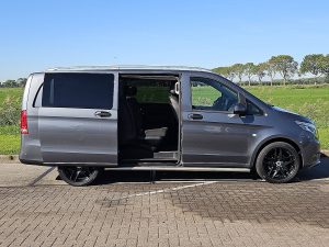 Drzwi boczne przestrzeni ładunkowej — Mercedes-Benz VITO 114 ac automaat EURO6 z 2018 roku