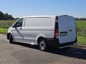 Strona kierowcy z tyłu — Mercedes-Benz VITO 114 L2 Carplay Camera AC z 2022 roku