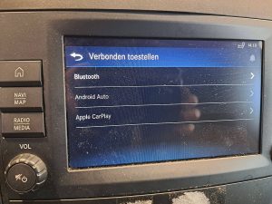 Ekran z Apple CarPlay — Mercedes-Benz VITO 114 L2 Wp-Inrichting LED z 2022 roku