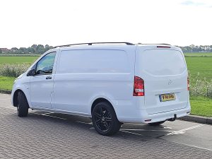 Strona kierowcy z tyłu — Mercedes-Benz VITO 116 nwe type ac aut EUR6 z 2024 roku