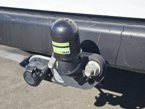 Hak holowniczy — Nissan E-NV200 ac aut wltp 200 kms z 2021 roku