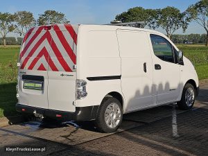 Strona pasażera z tyłu — Nissan E-NV200 ac aut wltp 200 kms z 2021 roku
