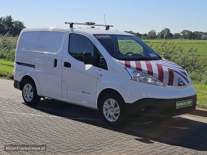 Strona pasażera z przodu — Nissan E-NV200 ac aut wltp 200 kms z 2021 roku