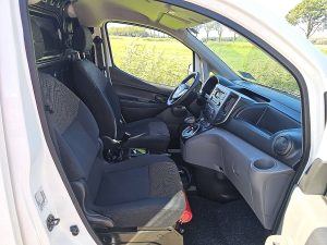 Wnętrze kabiny — Nissan E-NV200 ac aut wltp 200 kms z 2021 roku