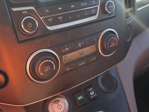 Wyposażenie specjalne wnętrza — Nissan E-NV200 ac aut wltp 200 kms z 2021 roku