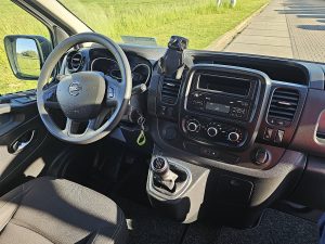 Deska rozdzielcza i stanowisko kierowcy — Nissan NV 300 L2 Lang Euro6 Airco! z 2022 roku
