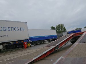 Wyposażenie specjalne, ujęcie 6 — Nooteboom MCOS-58-04 3X STEER HYDR. RAMP z 2019 roku
