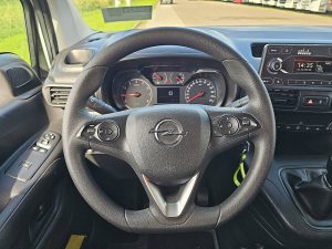 Wyposażenie specjalne wnętrza — Opel COMBO 1.5 L2 2xZjdeur NAP Eur6 z 2021 roku
