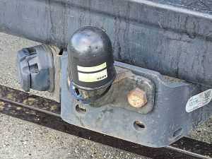 Hak holowniczy — Opel MOVANO 2.3 z 2018 roku