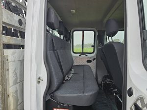 Rzędy siedzeń i ścianka działowa — Opel MOVANO 2.3 HIAB018 kraan EURO6 z 2021 roku