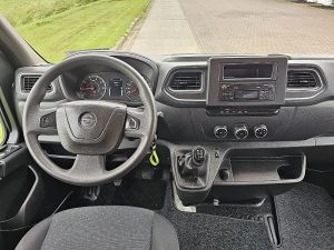 Deska rozdzielcza i stanowisko kierowcy — Opel MOVANO 2.3 HIAB018 kraan EURO6 z 2021 roku