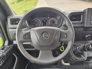 Wyposażenie specjalne wnętrza — Opel MOVANO 2.3 HIAB018 kraan EURO6 z 2021 roku