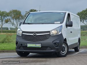 Przód pojazdu — Opel VIVARO 1.6 z 2017 roku