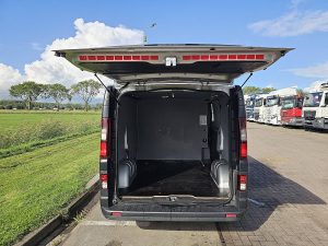 Przestrzeń ładunkowa — Opel VIVARO 1.6 CDTI 125 EDITION L1 z 2020 roku