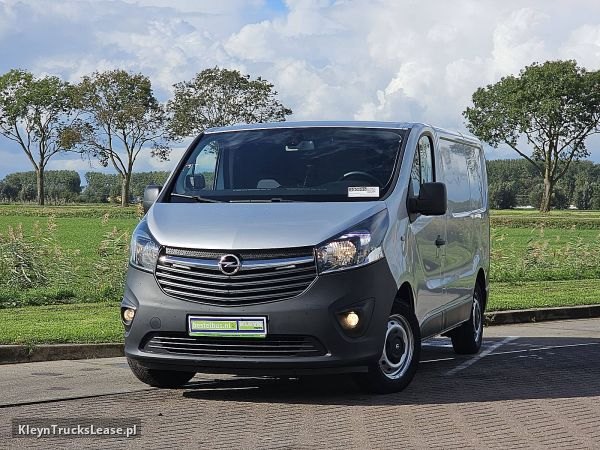 Opel VIVARO 1.6 CDTI 125 EDITION L1 z 2020 roku, blaszak z zagranicy — przód pojazdu