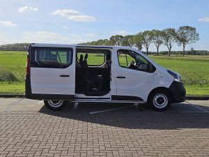 Drzwi boczne przestrzeni ładunkowej — Opel VIVARO 1.6 L1H1 Kombi 9P Airco z 2019 roku