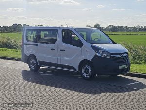 Strona pasażera z przodu — Opel VIVARO 1.6 L1H1 Kombi 9P Airco z 2019 roku