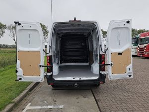 Przestrzeń ładunkowa — Renault MASTER 2.0 L2H2 LED Trekhaak z 2025 roku