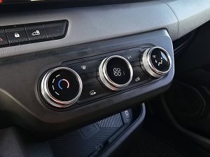 Wyposażenie specjalne wnętrza — Renault MASTER 2.0 L3H2 150Pk Navi AC! z 2024 roku