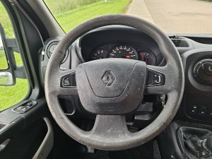 Wyposażenie specjalne wnętrza, ujęcie 2 — Renault MASTER 2.3 z 2018 roku