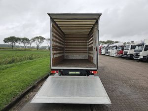 Przestrzeń ładunkowa — Renault MASTER 2.3 Bakwagen Laadklep! z 2020 roku