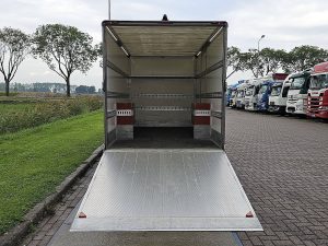 Przestrzeń ładunkowa — Renault MASTER T35 ac camera EURO6 z 2022 roku