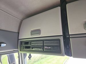 Wyposażenie specjalne wnętrza, ujęcie 2 — Renault T 480 HIGH 13LTR Retarder! z 2022 roku