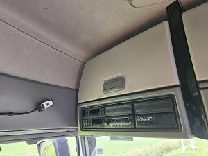 Wyposażenie specjalne wnętrza, ujęcie 3 — Renault T 480 HIGH 13LTR Retarder! z 2022 roku
