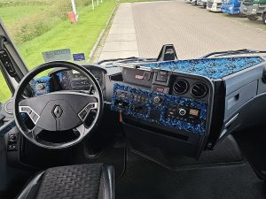 Deska rozdzielcza i stanowisko kierowcy — Renault T 480 HIGH 13LTR Retarder! z 2022 roku