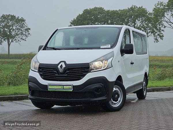 Renault TRAFIC 1.6 DCI L1H1 9-Persoons Eur6 z 2016 roku, do przewozu osób z zagranicy — przód pojazdu